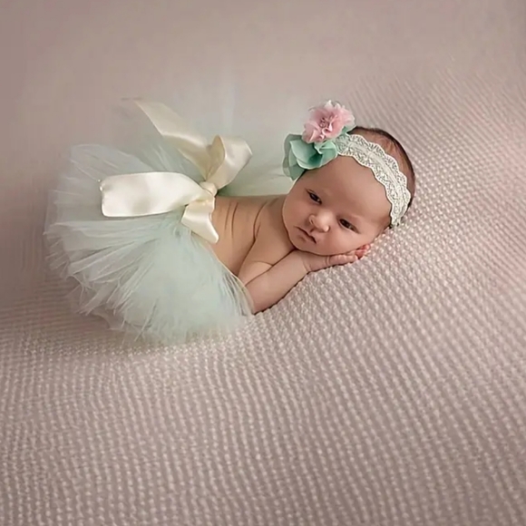 Baby tutu and headband - Picture 2 of 5